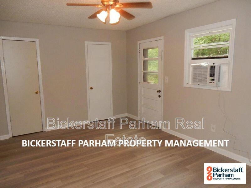 Cute Little Cottage in the Woods!! Located in Salem, Alabama. property image