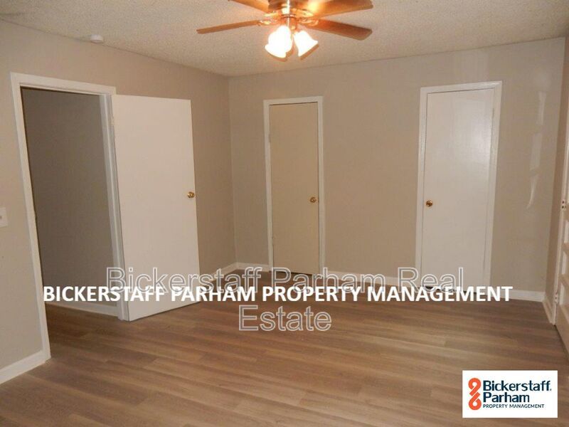Cute Little Cottage in the Woods!! Located in Salem, Alabama. property image