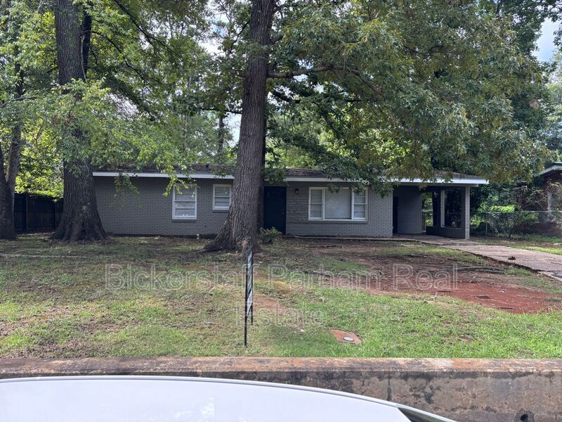 2608 Walker Street property image