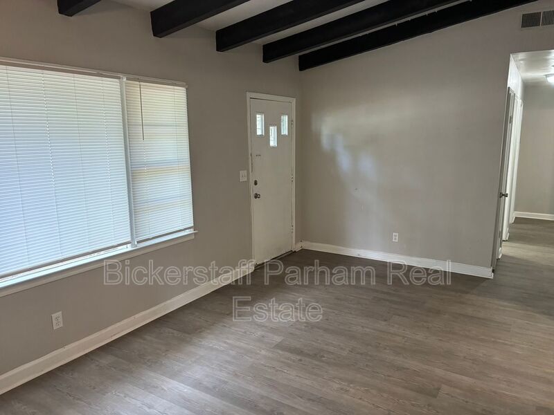 2608 Walker Street property image