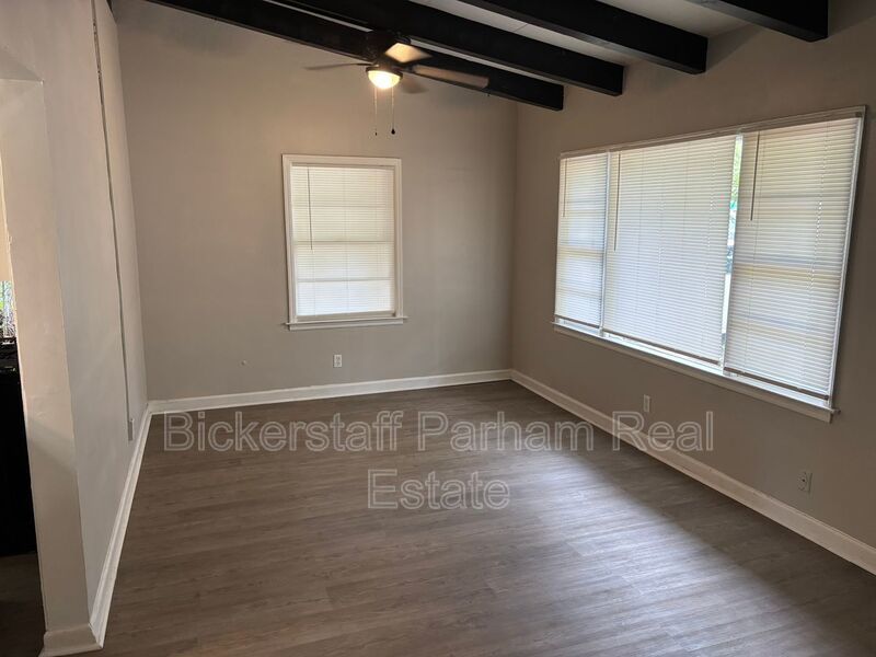 2608 Walker Street property image