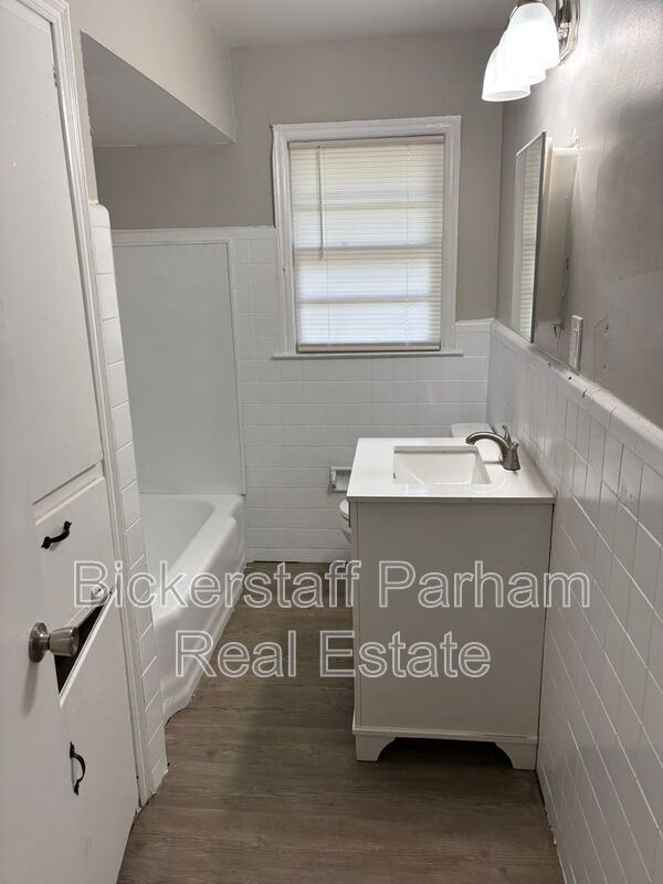 2608 Walker Street property image