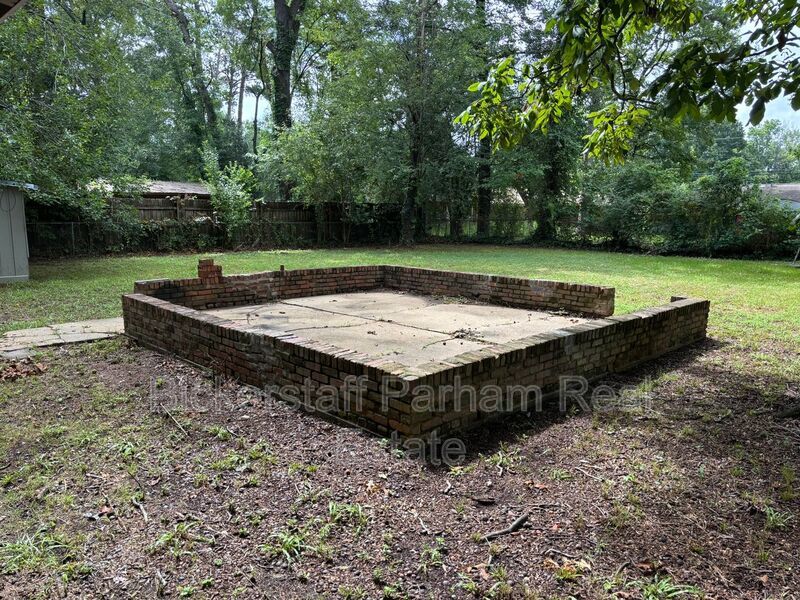 2608 Walker Street property image