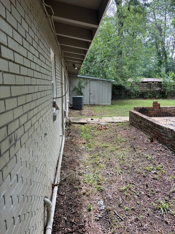 2608 Walker Street property image