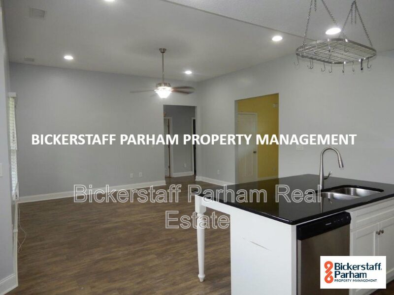 Updated home with an open floor plan, must see! property image