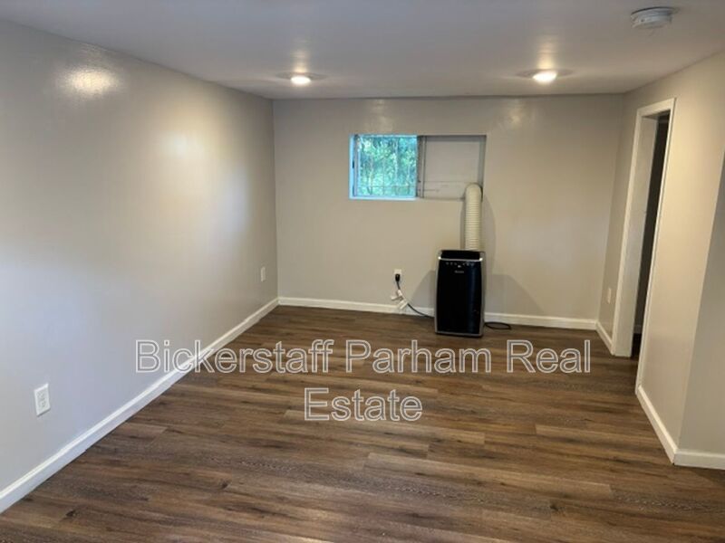 817 1/2 Unit A Blandford property image