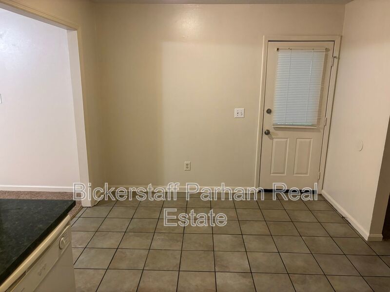 468 Bowen Boulevard property image