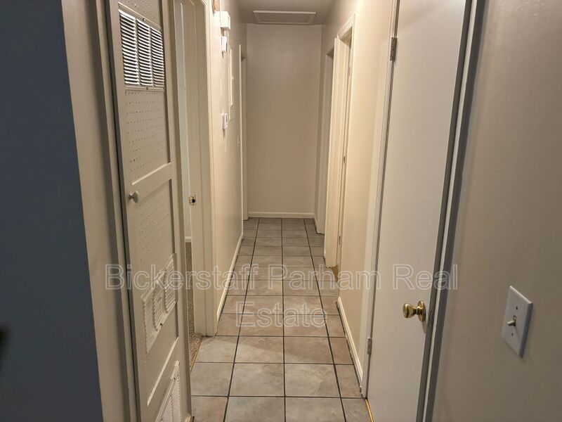 468 Bowen Boulevard property image