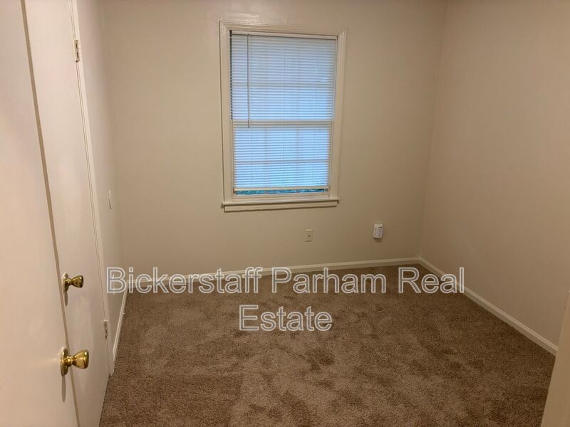 468 Bowen Boulevard property image