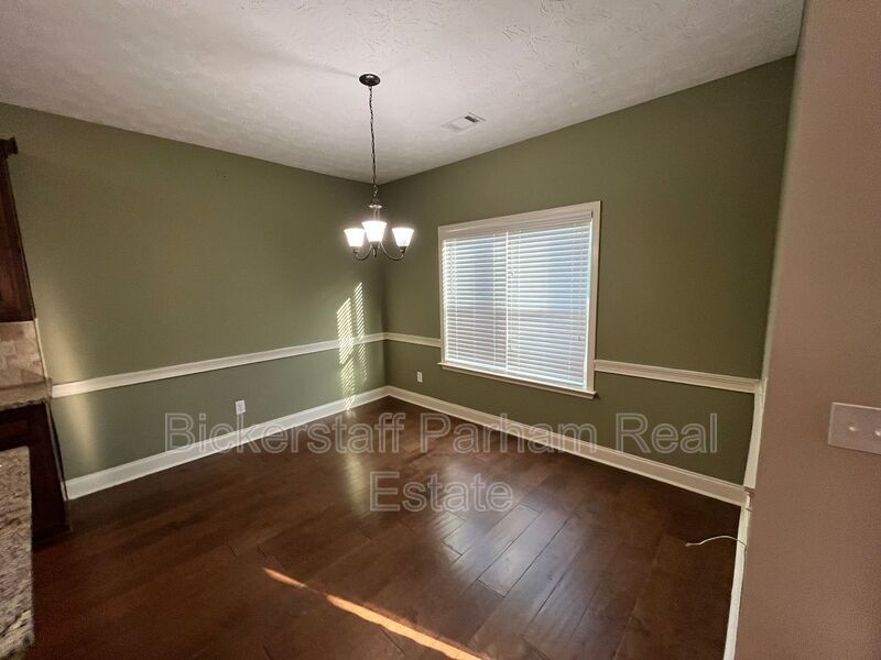 Beautiful 4 Bedroom 2.5 Bath property image