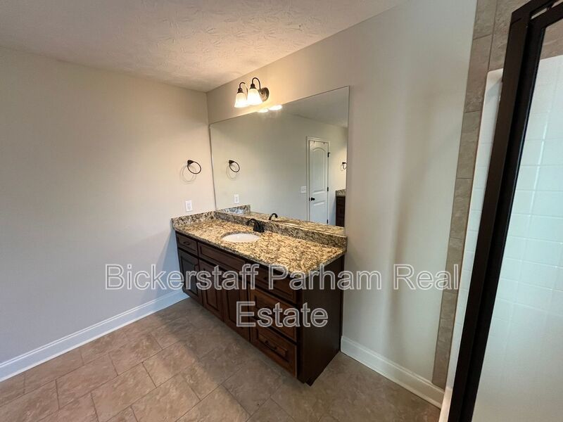 Beautiful 4 Bedroom 2.5 Bath property image