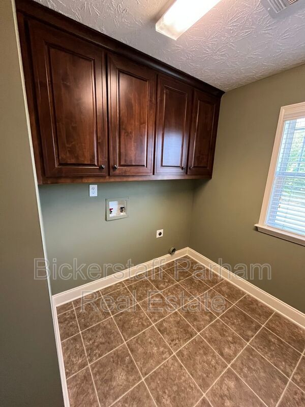 Beautiful 4 Bedroom 2.5 Bath property image