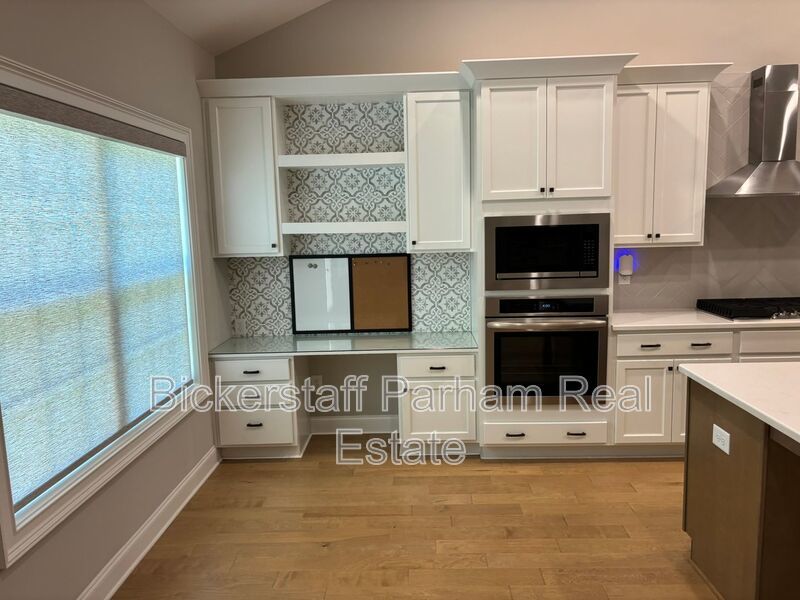 311 Mulberry Crossing Drive property image
