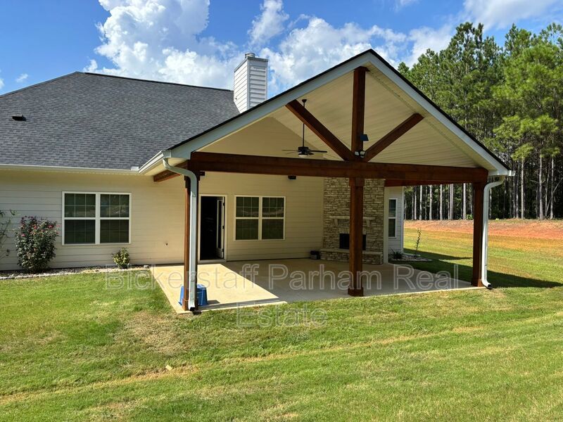 311 Mulberry Crossing Drive property image