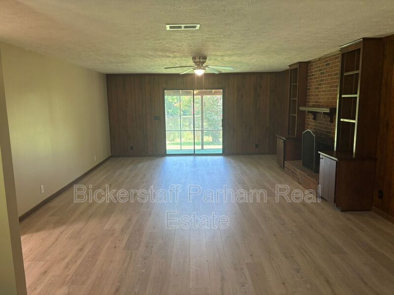 Beautiful Home Located in Fortson property image