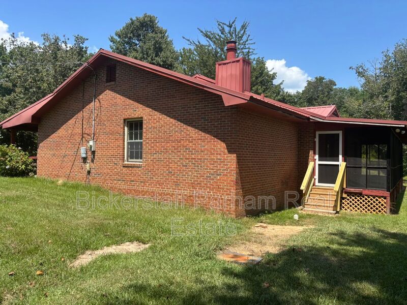 Beautiful Home Located in Fortson property image