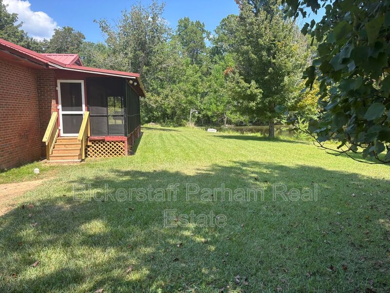Beautiful Home Located in Fortson property image