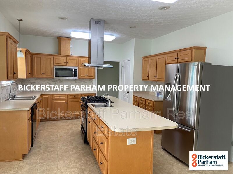 Charming 4-Bedroom Fortson Home with Bonus Room & Double Garage! property image