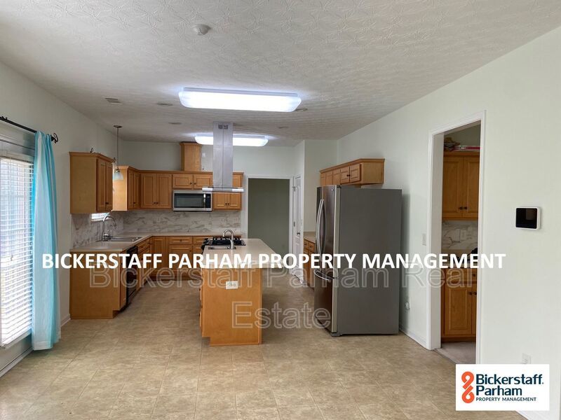 Charming 4-Bedroom Fortson Home with Bonus Room & Double Garage! property image