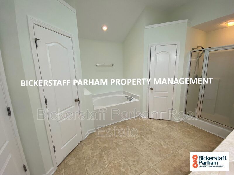 Charming 4-Bedroom Fortson Home with Bonus Room & Double Garage! property image
