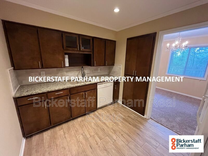 Beautiful 2 Bedroom Condo property image