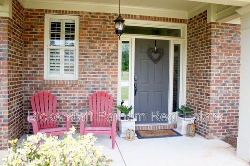 The Perfect 4BR Home with Bonus Space & Community Pool property image