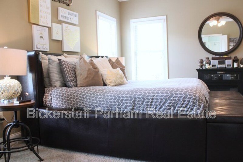 The Perfect 4BR Home with Bonus Space & Community Pool property image