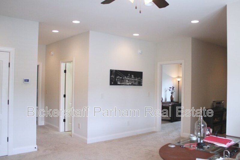 The Perfect 4BR Home with Bonus Space & Community Pool property image