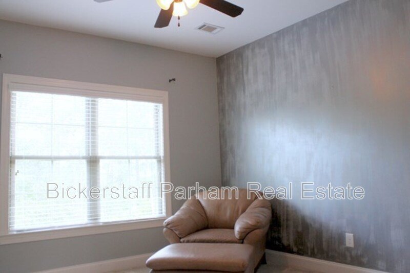The Perfect 4BR Home with Bonus Space & Community Pool property image