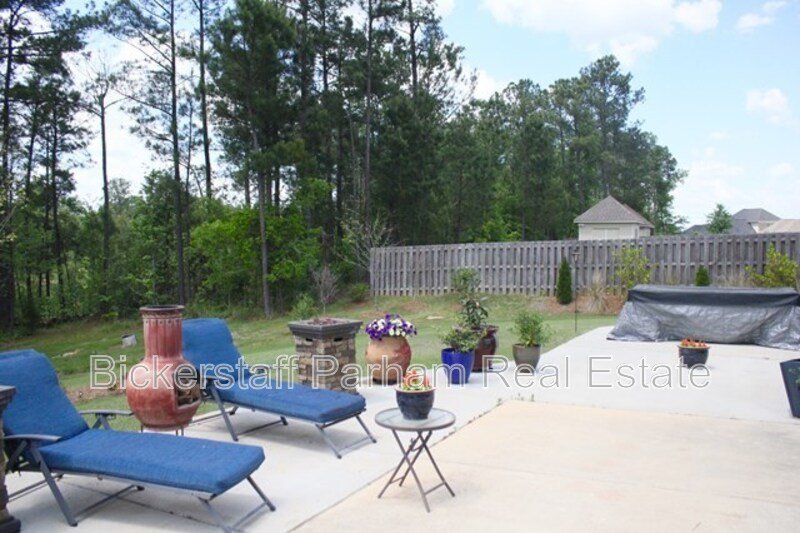 The Perfect 4BR Home with Bonus Space & Community Pool property image