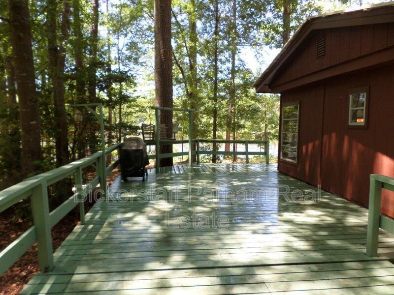 Beautiful Lake Home! property image