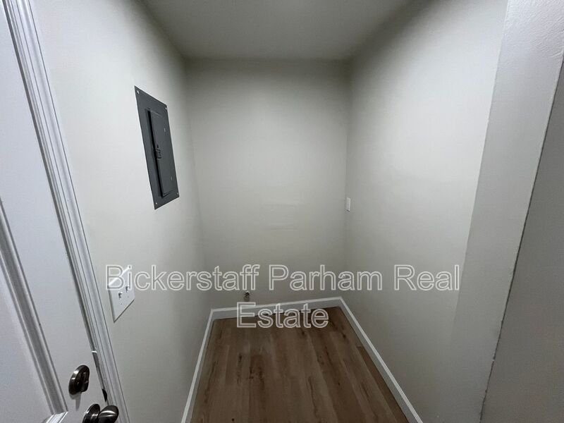 The 2BR You’ve Been Looking For Awaits !!!!! property image