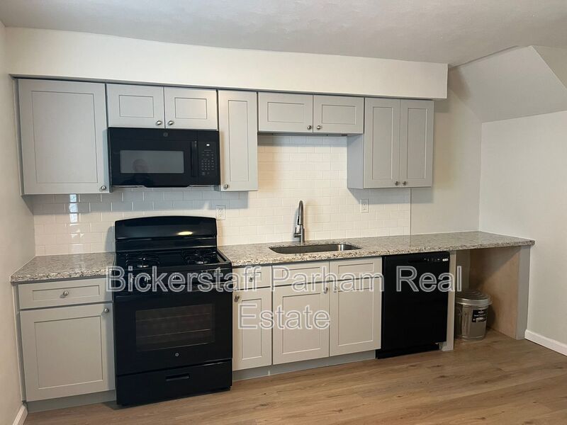 Spacious 2-Bedroom Apartment at The Grande! property image